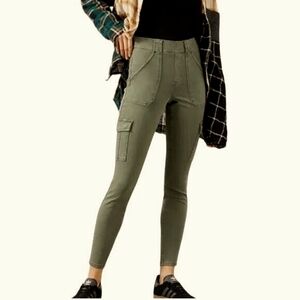 NWOT SPANX Women's Stretch Twill Ankle Cargo Pants